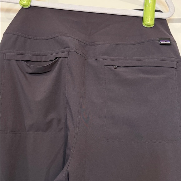 Women’s Patagonia Hiking Pants - Picture 5 of 6